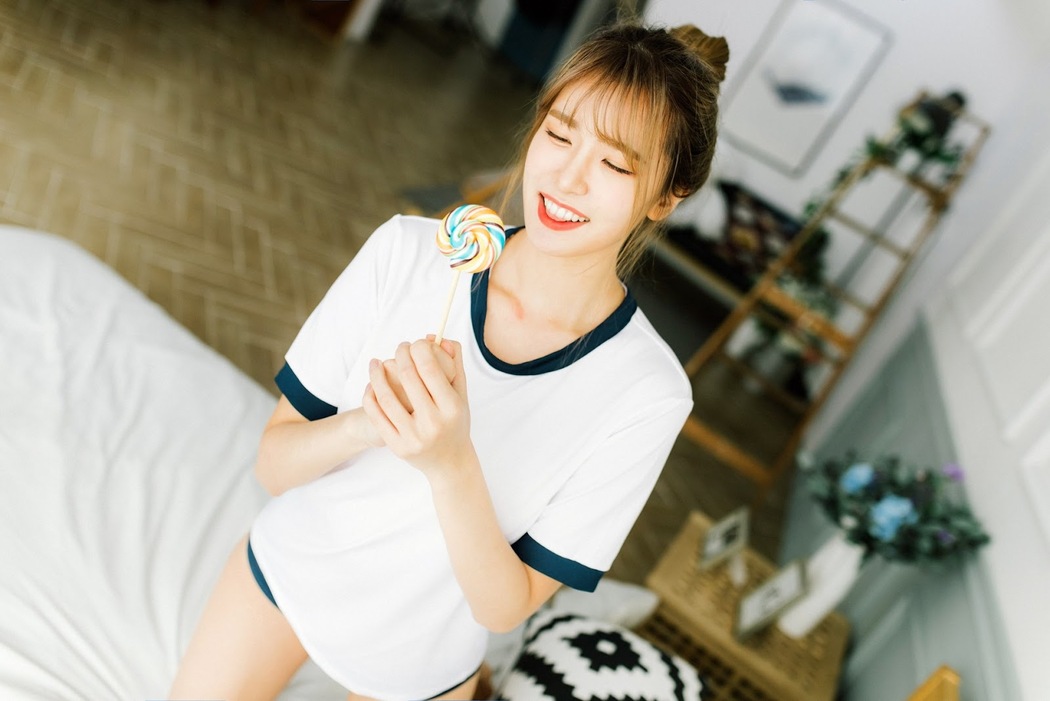 Lee Ahrin 이아린, [Moon Night Snap] The present Chapter.02