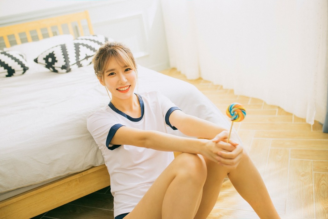 Lee Ahrin 이아린, [Moon Night Snap] The present Chapter.02