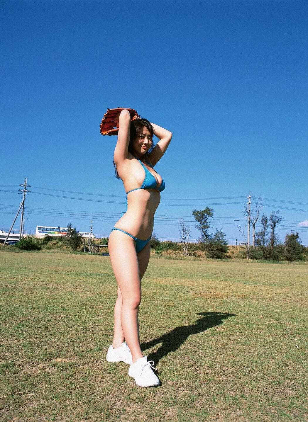 Hitomi Aizawa << Throw everything into the hearts of boys "milk" >> [YS Web] Vol.204