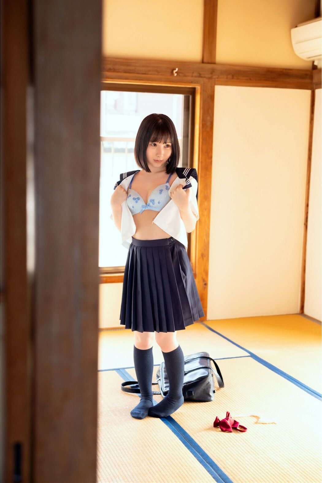 JP Kana Yura 由良かな – Smile
