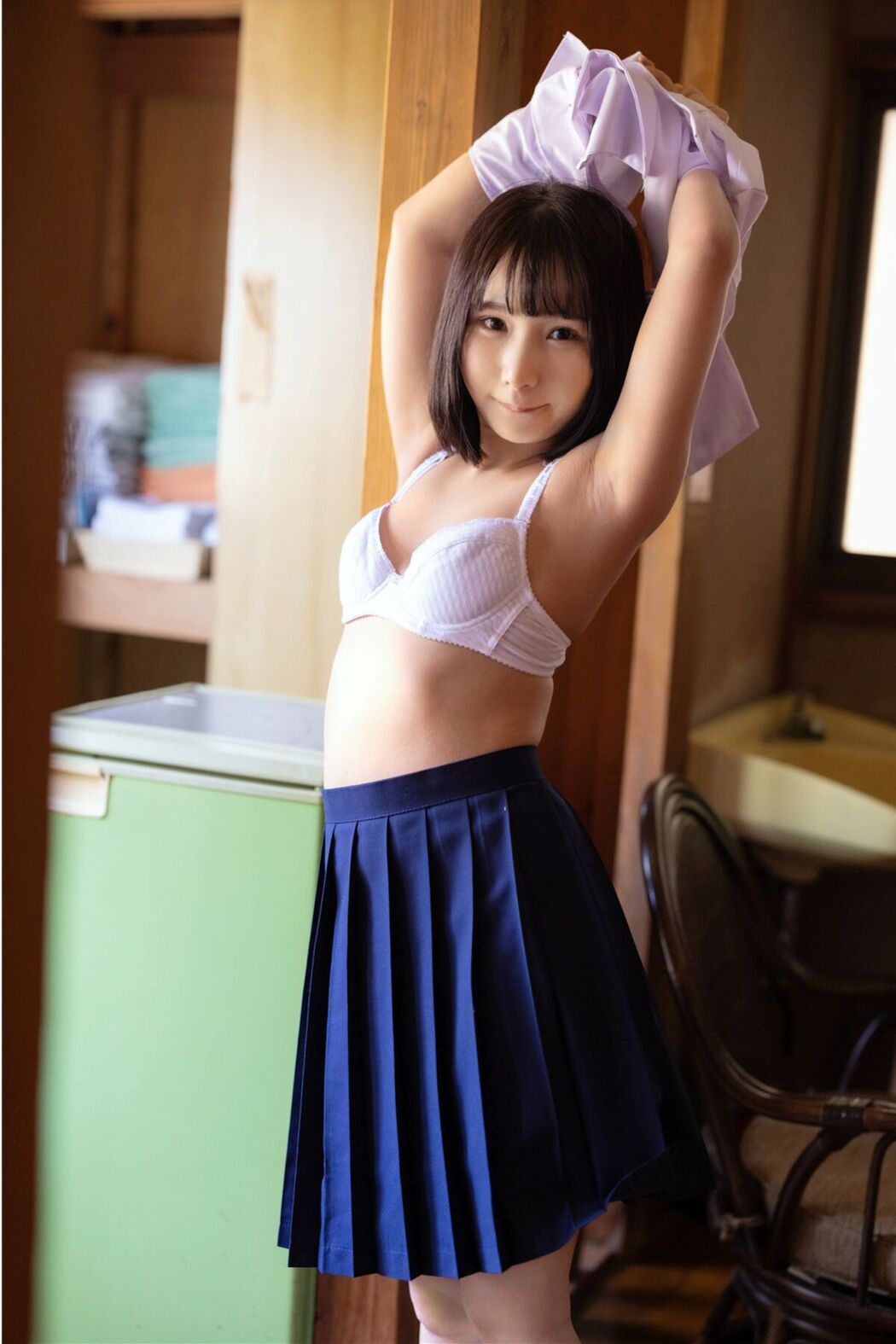 JP Kana Yura 由良かな – Smile