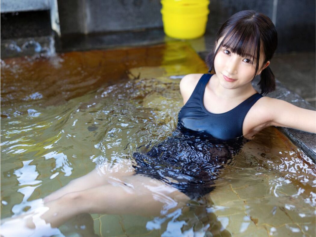 JP Kana Yura 由良かな – Smile