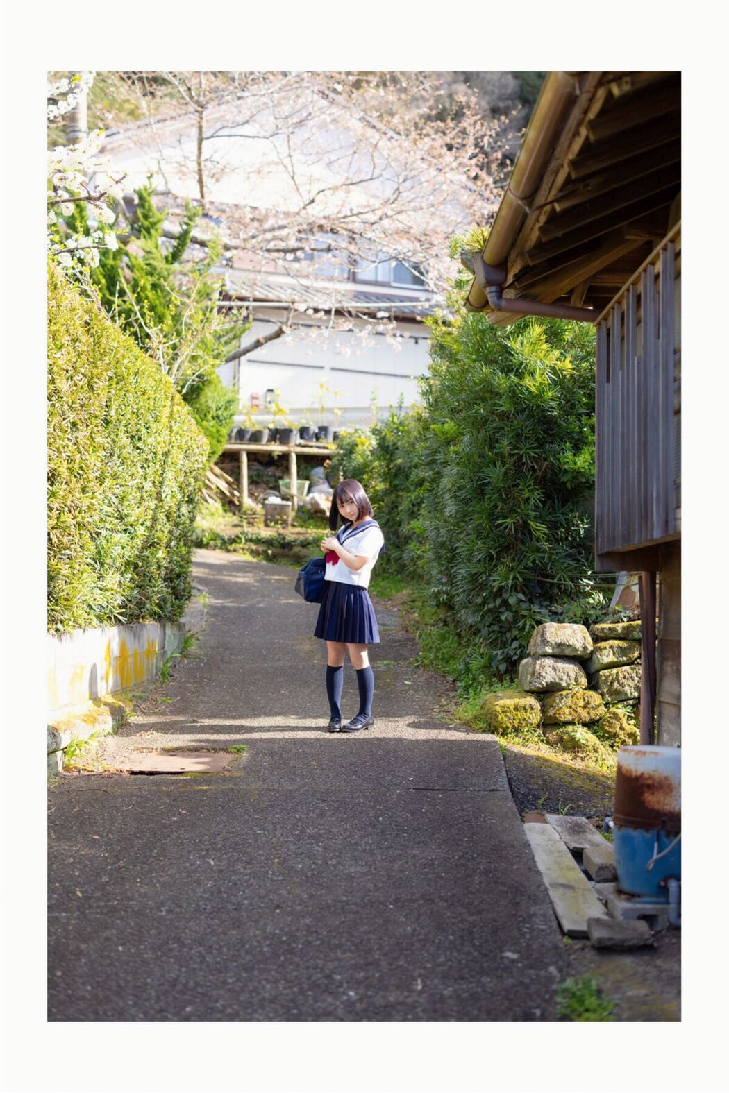 JP Kana Yura 由良かな – Smile