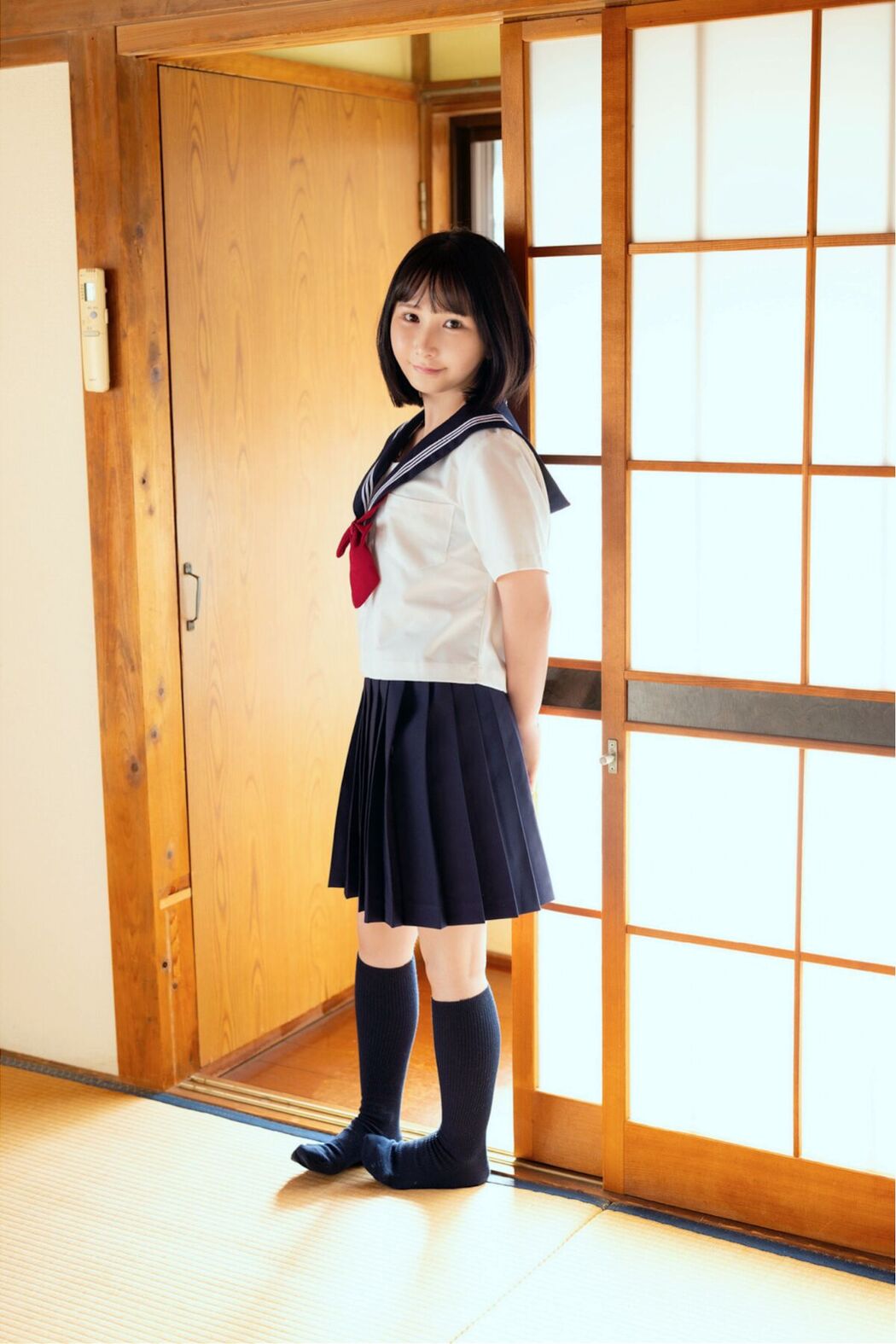 JP Kana Yura 由良かな – Smile