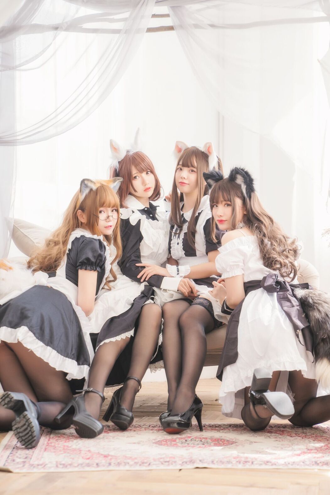 Coser@Yoko宅夏 And 小野妹子W And 白金Saki – 四人彼女 Part1