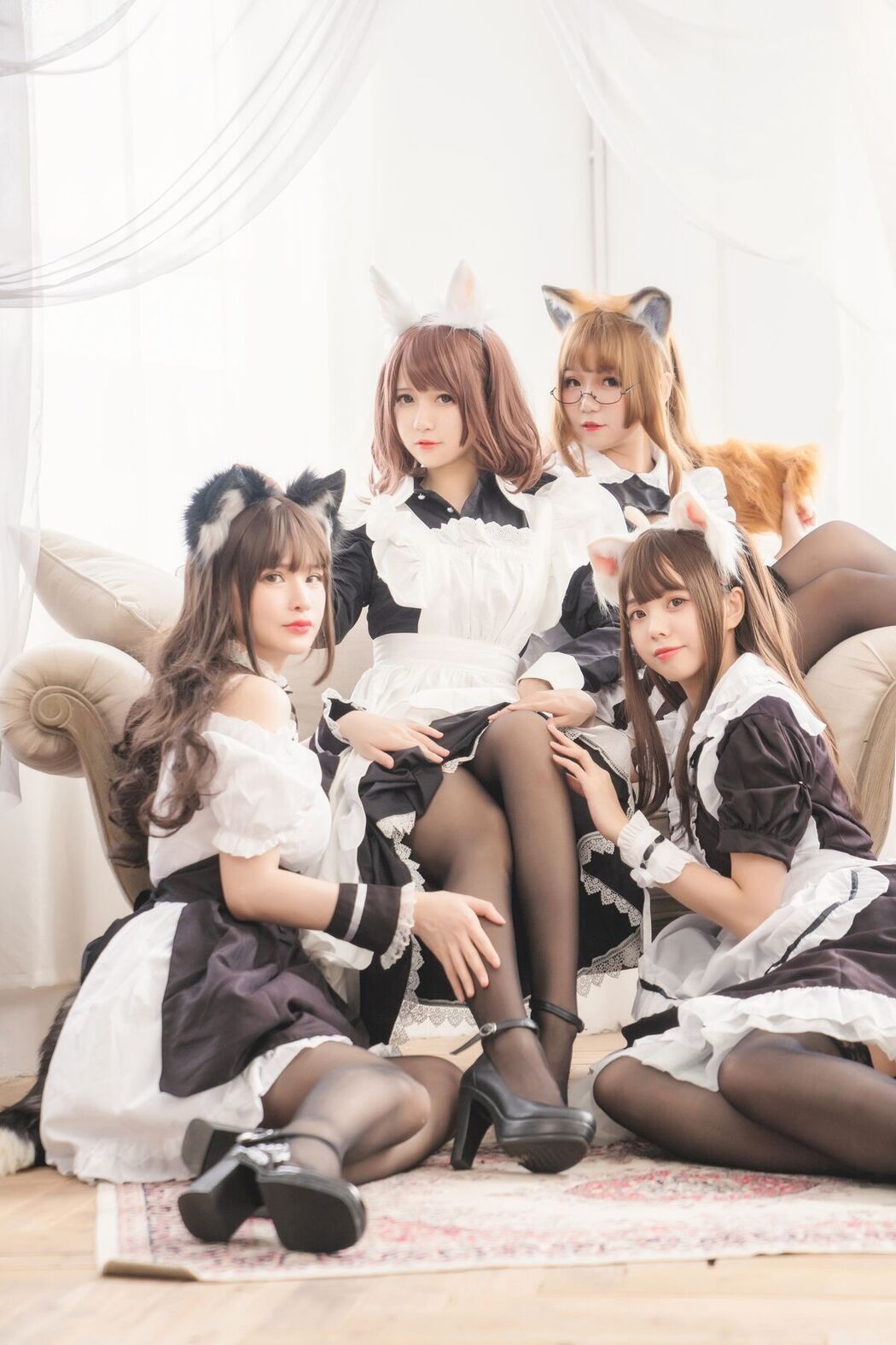 Coser@Yoko宅夏 And 小野妹子W And 白金Saki – 四人彼女 Part1