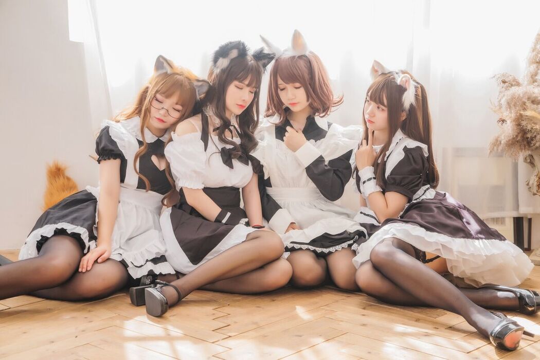 Coser@Yoko宅夏 And 小野妹子W And 白金Saki – 四人彼女 Part1