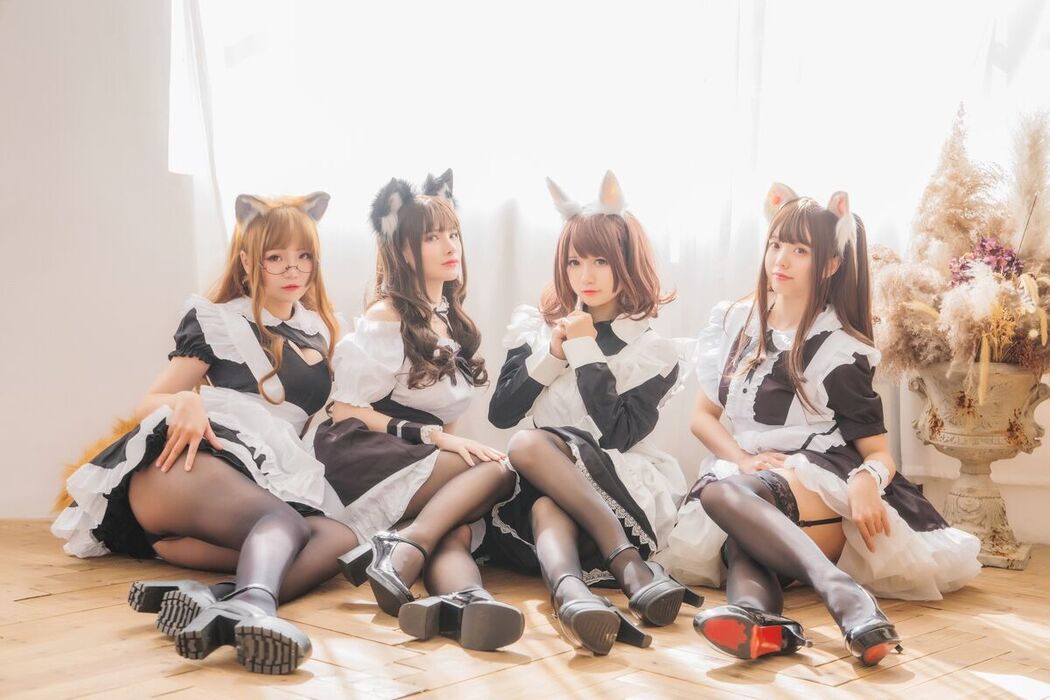 Coser@Yoko宅夏 And 小野妹子W And 白金Saki – 四人彼女 Part1