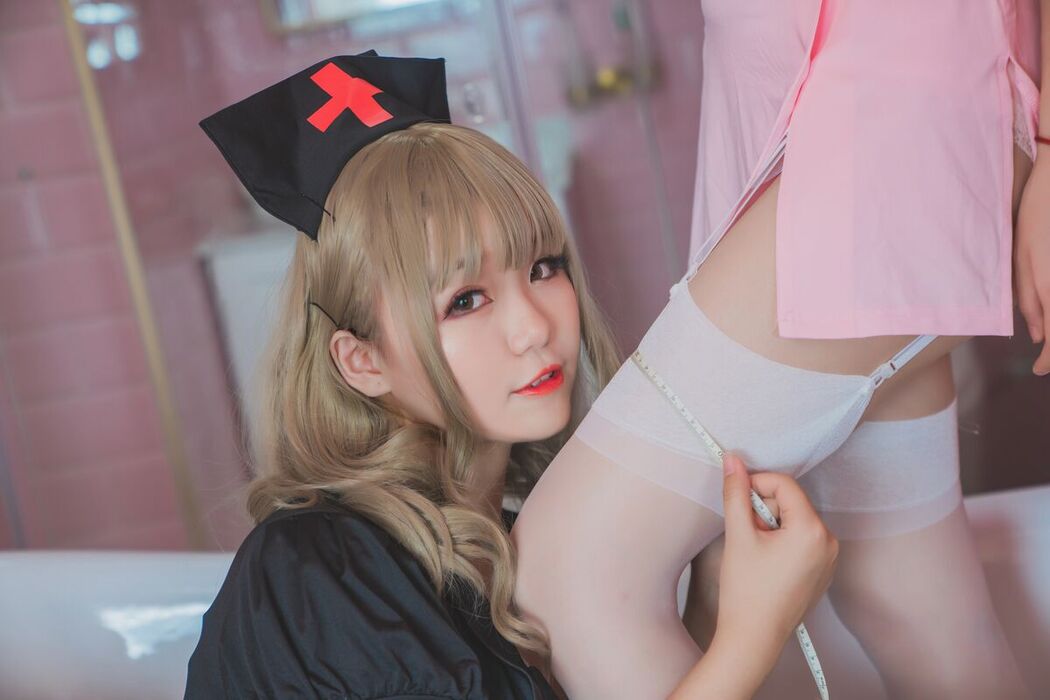 Coser@Yoko宅夏 And 小野妹子W And 白金Saki – 四人彼女 Part3
