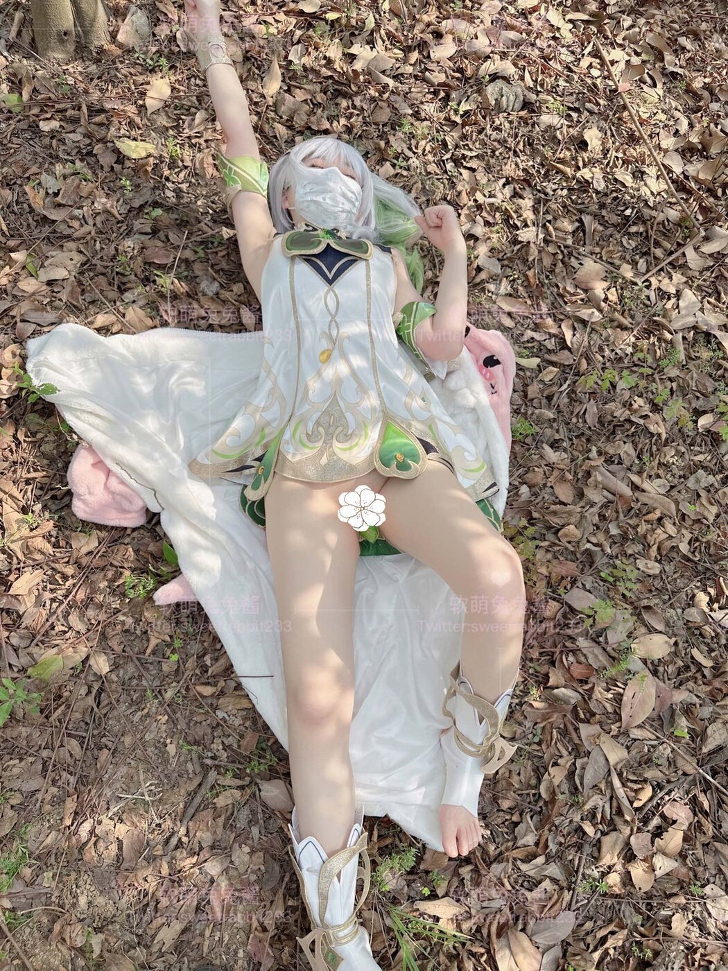 Coser@软萌兔兔酱 – COS草神纳西妲 水晶棒玩弄娇嫩菊花小骚穴 水嫩一线天白虎嫩B
