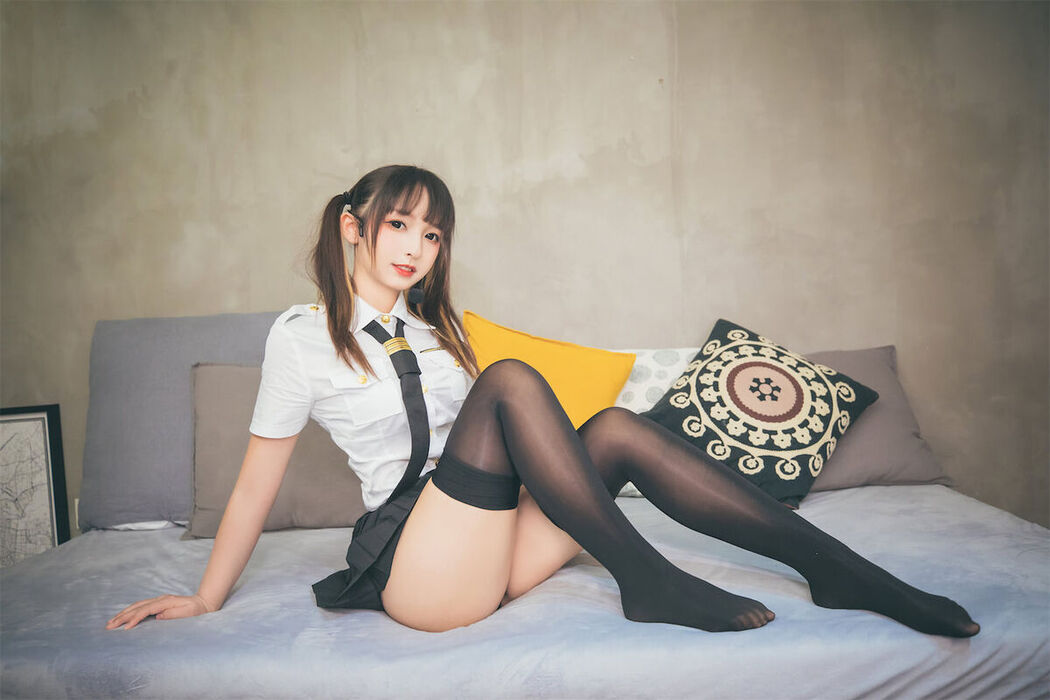 Coser@神楽坂真冬 Vol.081 绝对企画-黑丝皮衣 お帰りなさい、指揮官 Part3