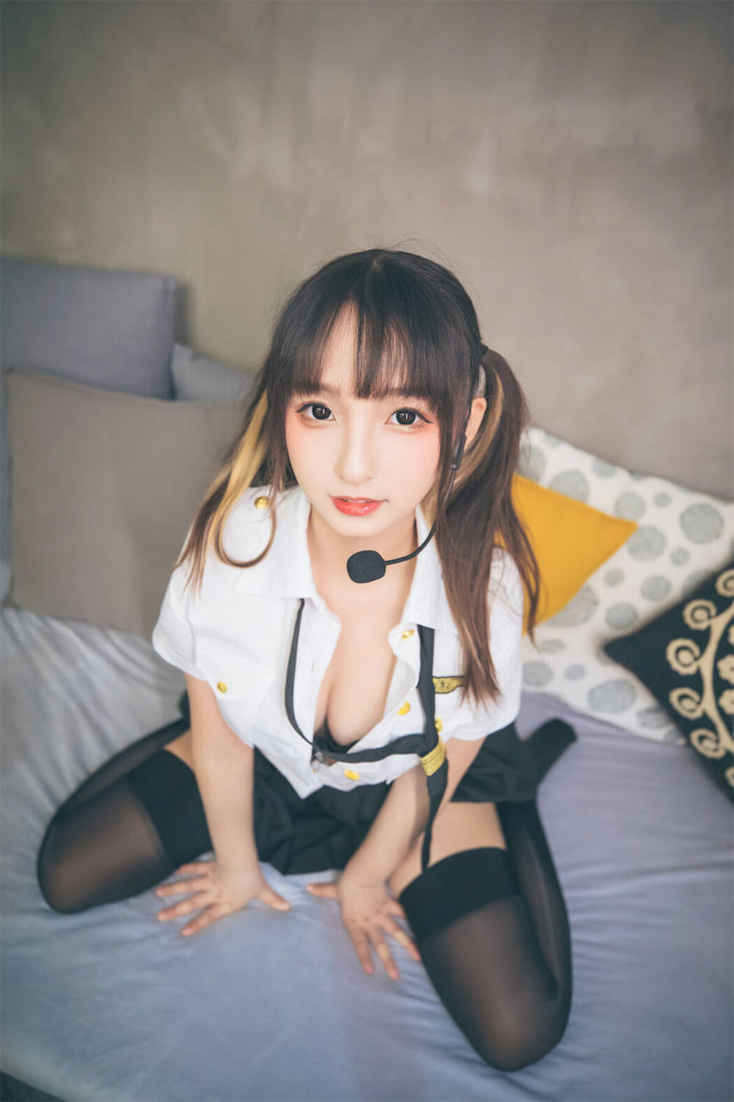 Coser@神楽坂真冬 Vol.081 绝对企画-黑丝皮衣 お帰りなさい、指揮官 Part2