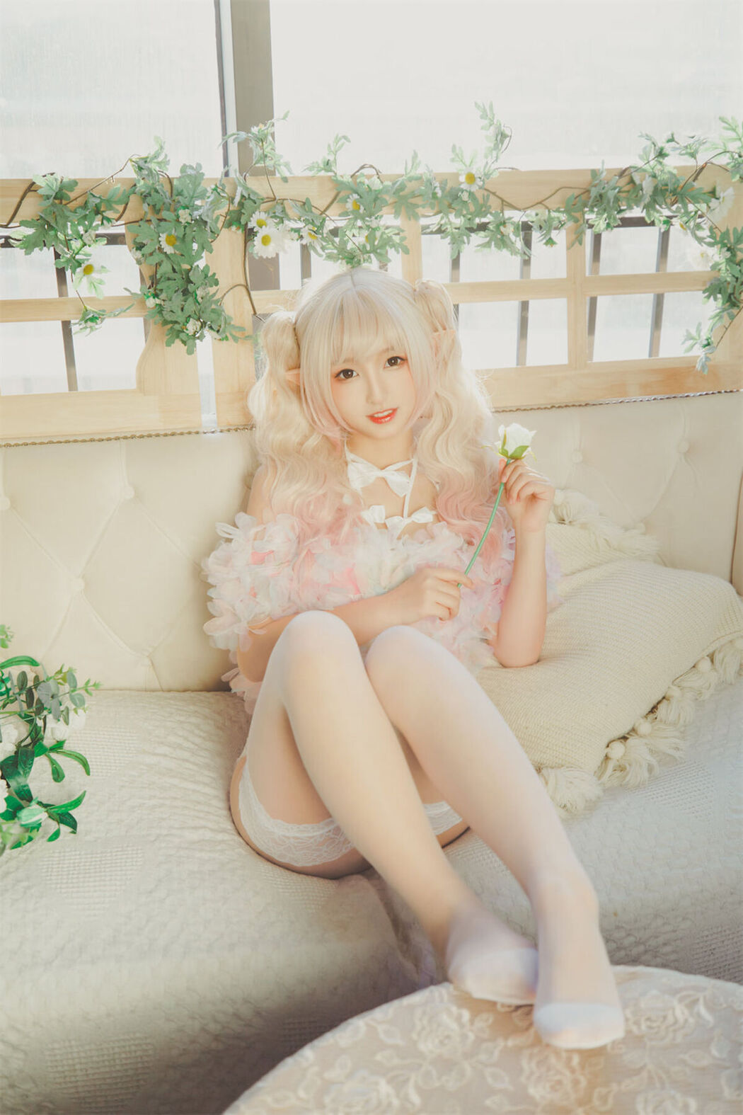 Coser@神楽坂真冬 Vol.082 绝对企画-黑白丝 柔らかい永遠 Part1