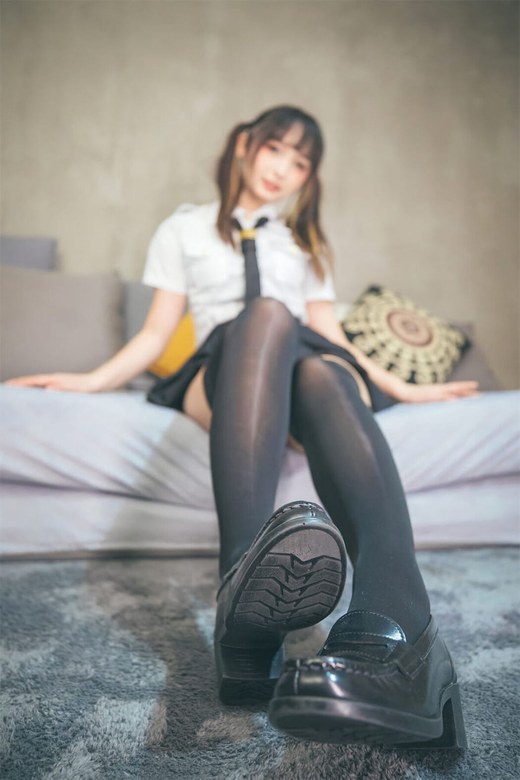 Coser@神楽坂真冬 Vol.081 绝对企画-黑丝皮衣 お帰りなさい、指揮官 Part3