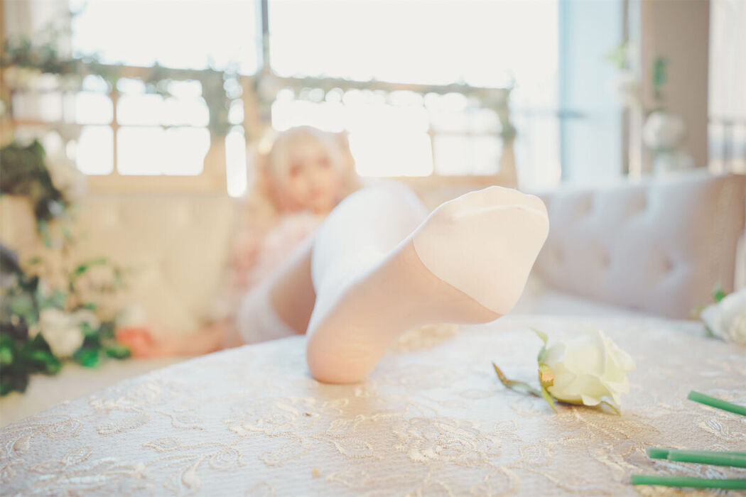 Coser@神楽坂真冬 Vol.082 绝对企画-黑白丝 柔らかい永遠 Part2