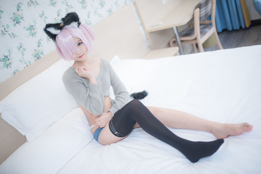 Coser@羽天shine &#8211; 猫耳超短裤
