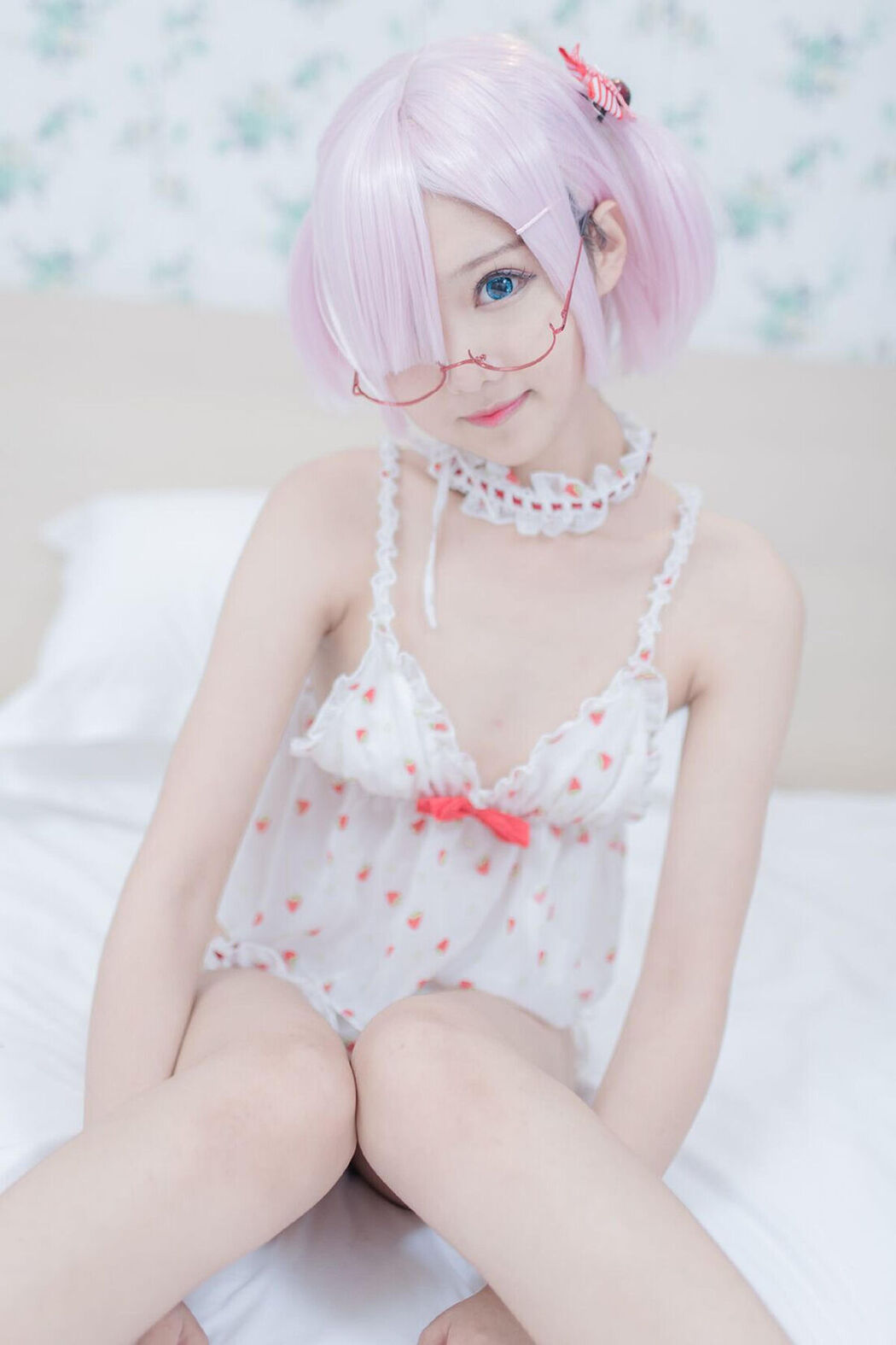 Coser@羽天shine – 草莓2 Cover Photo
