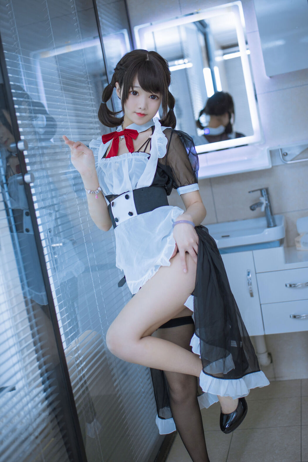 Coser@羽天shine &#8211; 黑色女仆