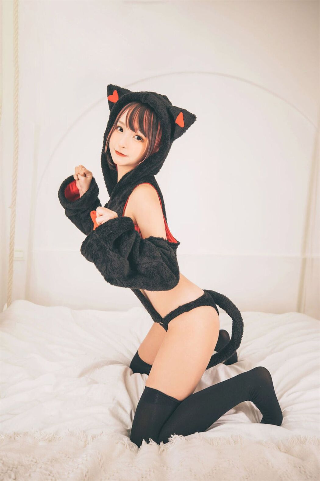 Coser@神楽坂真冬 Vol.077 绝对企画-白黑の猫 Part2