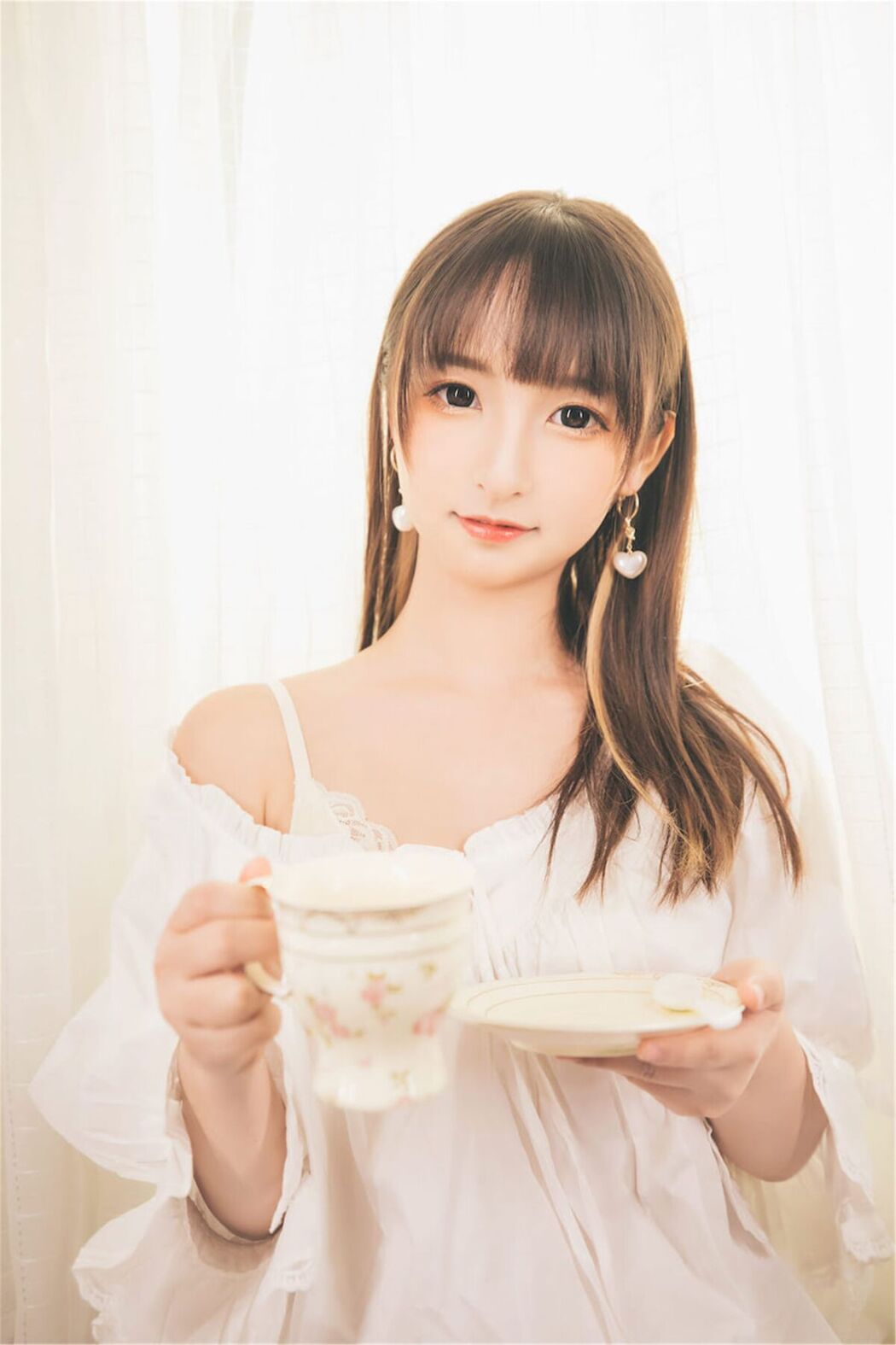 Coser@神楽坂真冬 Vol.080 绝对企画-苦行修女 許しの日 Part3