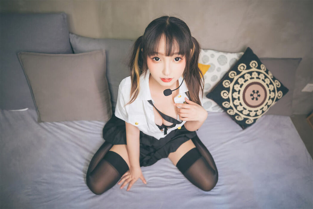 Coser@神楽坂真冬 Vol.081 绝对企画-黑丝皮衣 お帰りなさい、指揮官 Part2