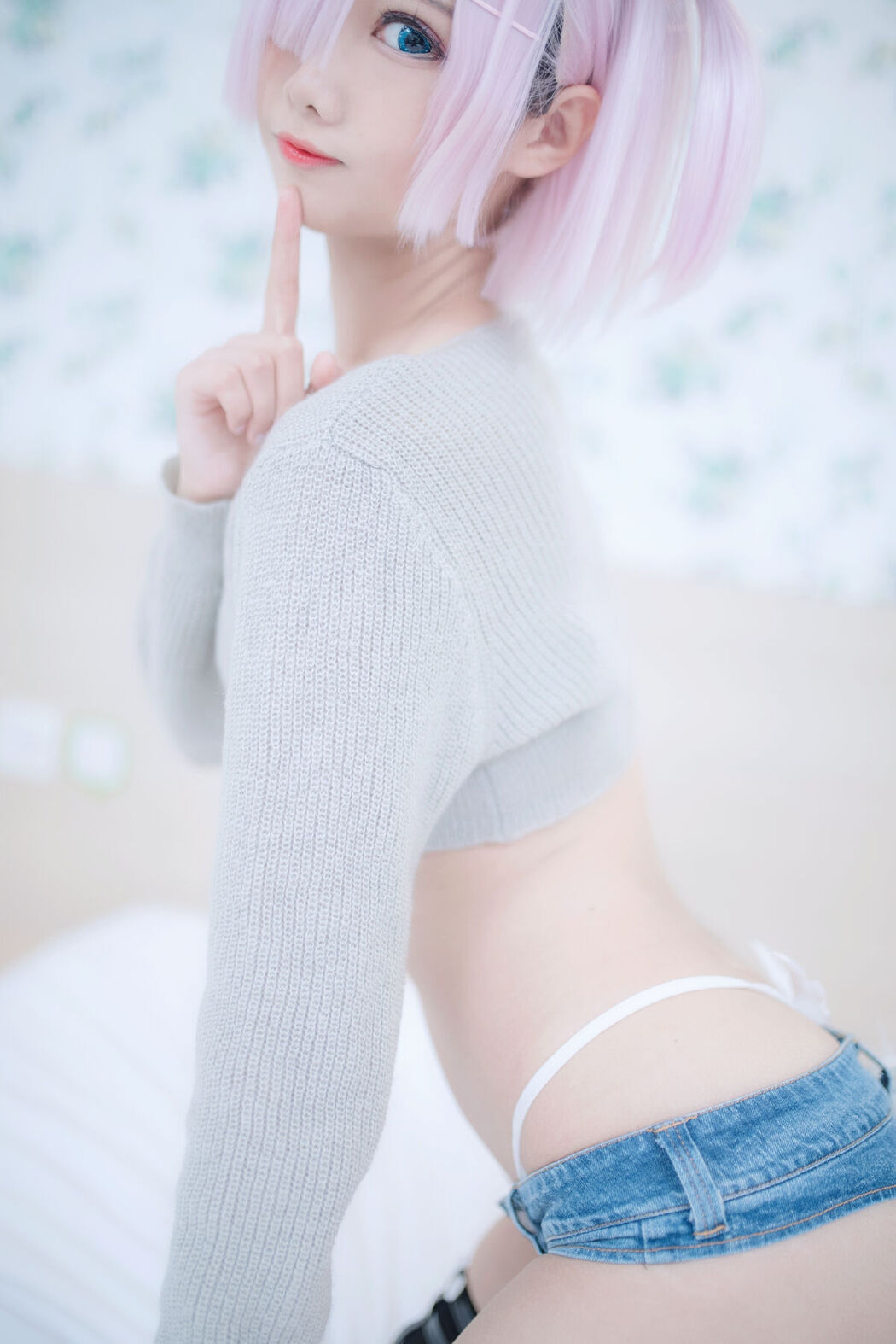 Coser@羽天shine &#8211; 猫耳超短裤