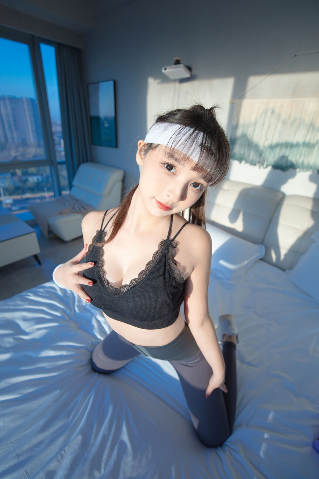 Coser@神楽坂真冬 Vol.083 绝对企画-健身少女 温度の香り Part1