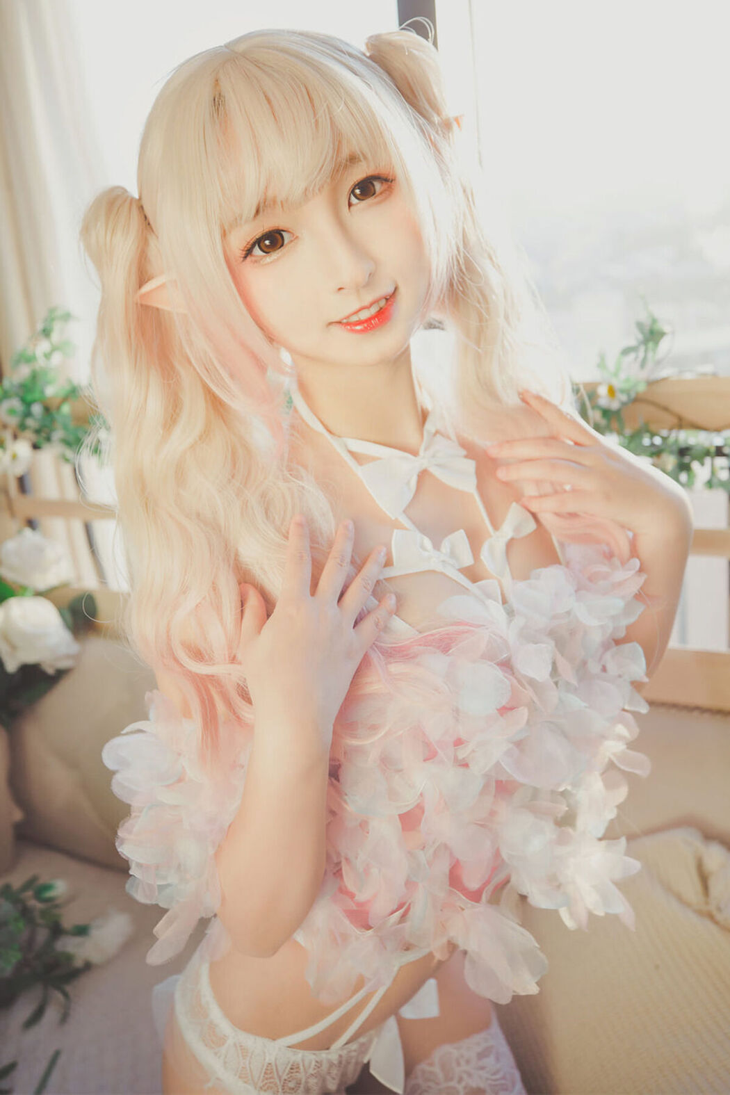 Coser@神楽坂真冬 Vol.082 绝对企画-黑白丝 柔らかい永遠 Part1 Cover Photo