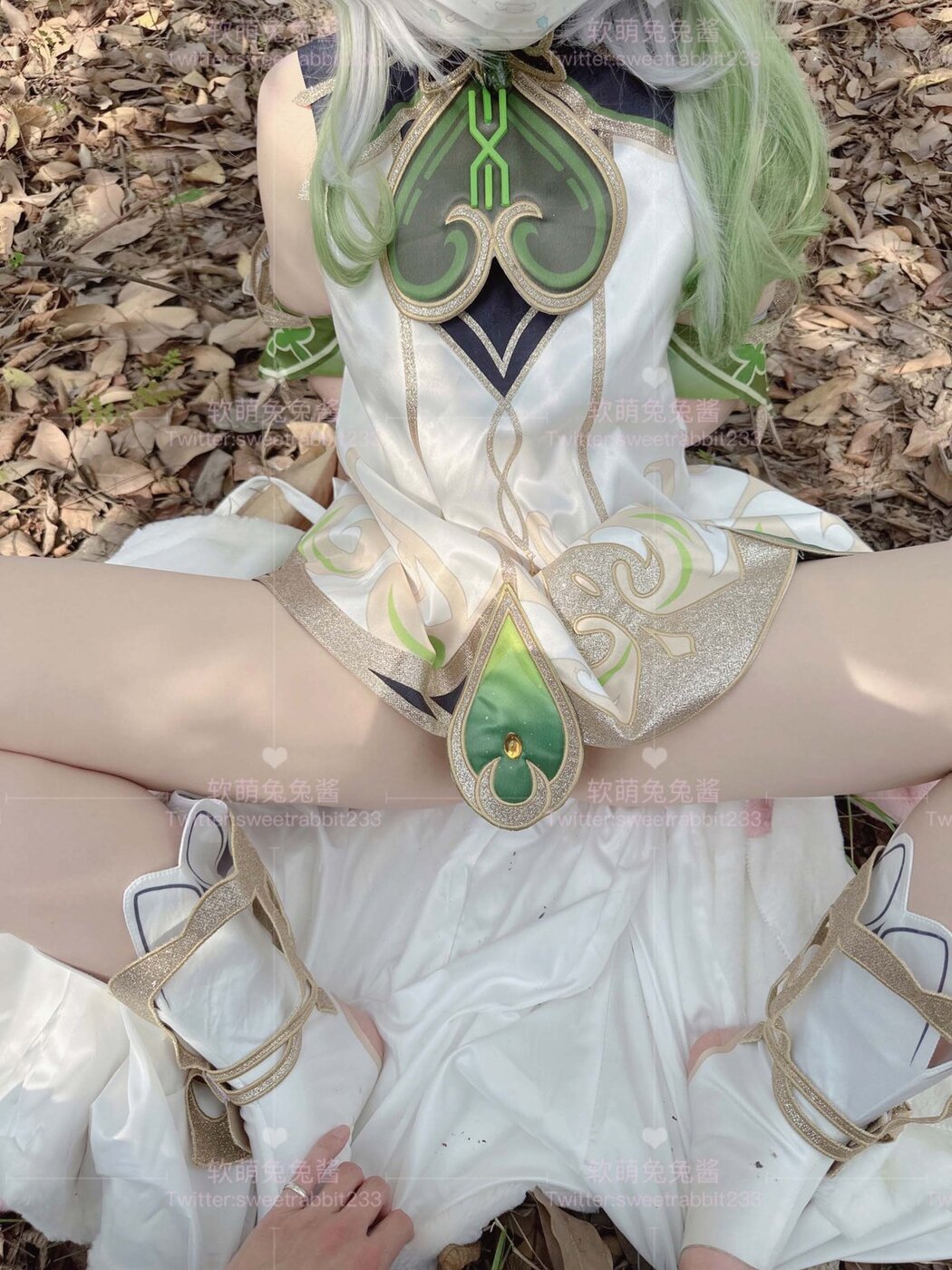 Coser@软萌兔兔酱 – COS草神纳西妲 水晶棒玩弄娇嫩菊花小骚穴 水嫩一线天白虎嫩B