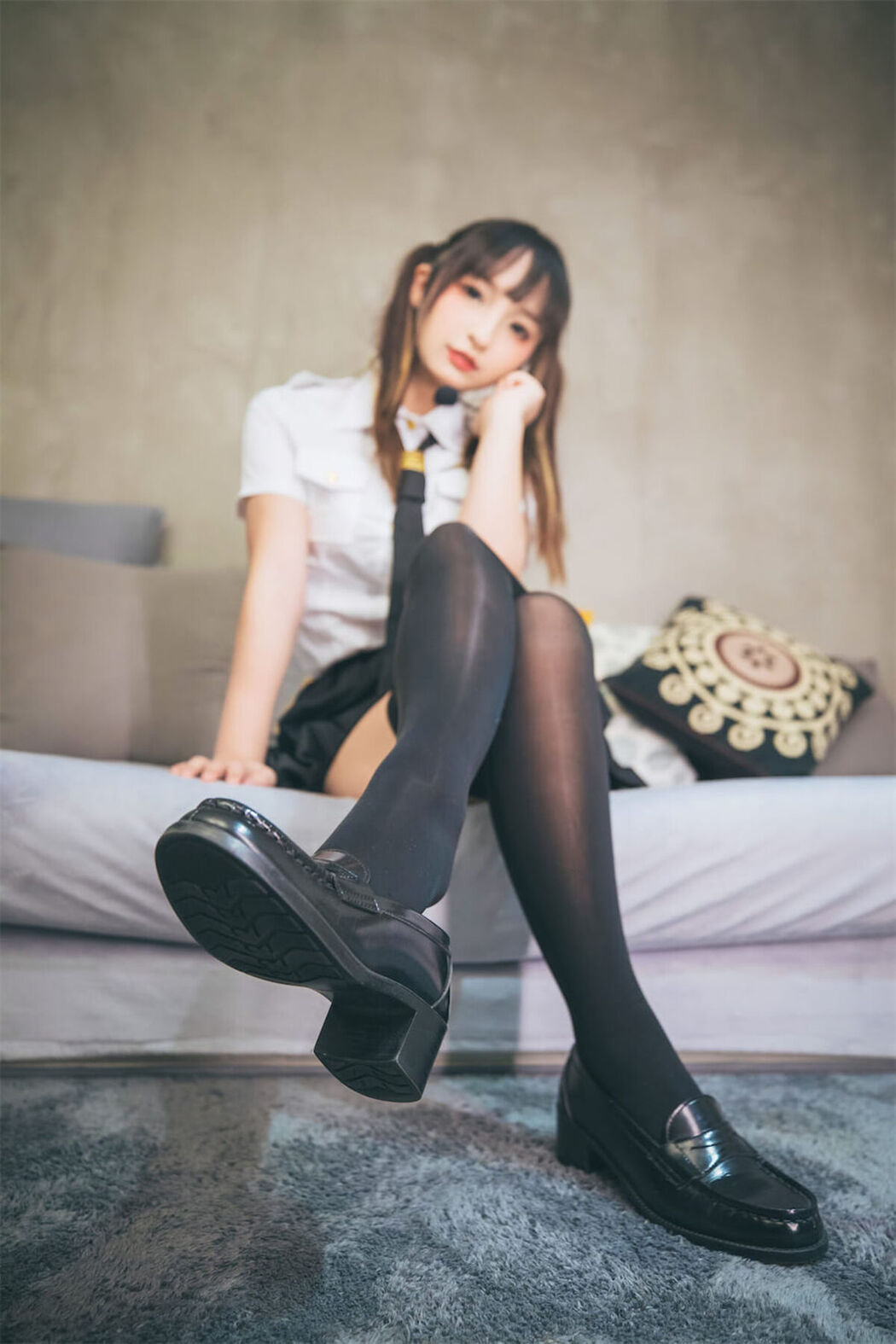 Coser@神楽坂真冬 Vol.081 绝对企画-黑丝皮衣 お帰りなさい、指揮官 Part3