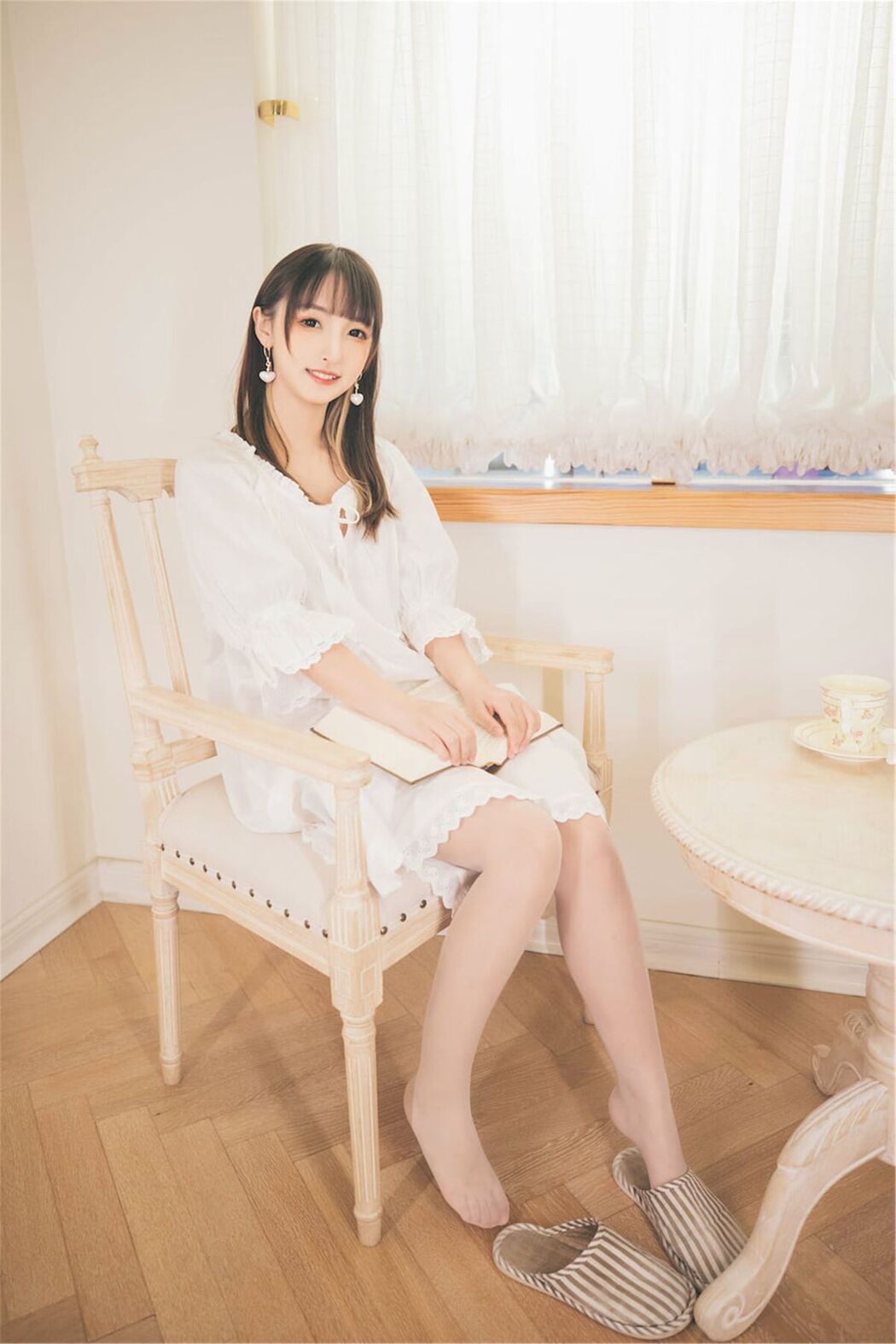 Coser@神楽坂真冬 Vol.080 绝对企画-苦行修女 許しの日 Part2