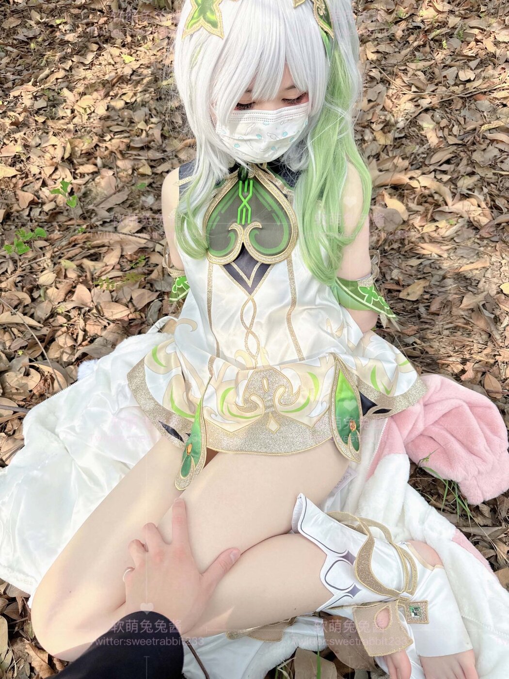 Coser@软萌兔兔酱 – COS草神纳西妲 水晶棒玩弄娇嫩菊花小骚穴 水嫩一线天白虎嫩B
