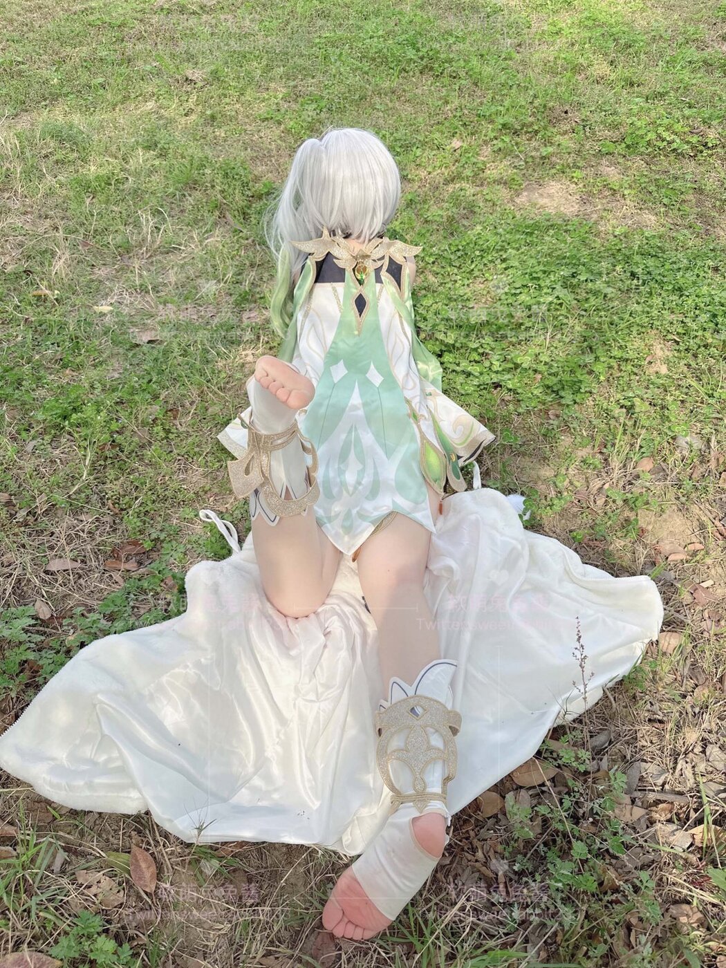 Coser@软萌兔兔酱 – COS草神纳西妲 水晶棒玩弄娇嫩菊花小骚穴 水嫩一线天白虎嫩B