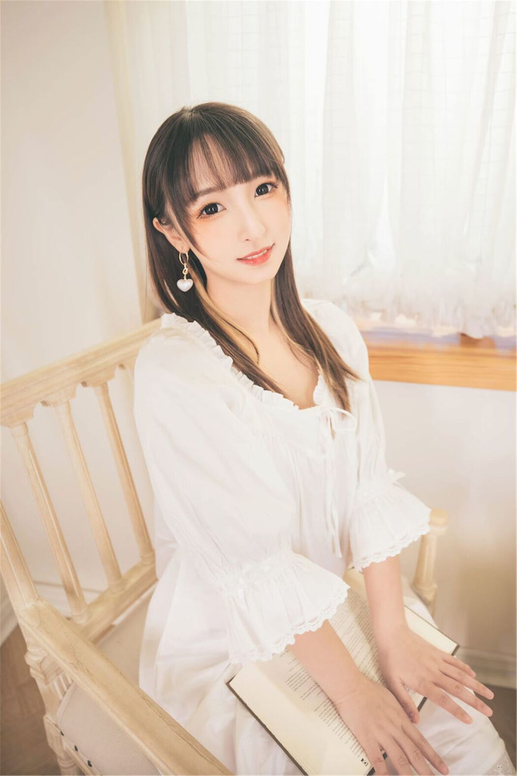 Coser@神楽坂真冬 Vol.080 绝对企画-苦行修女 許しの日 Part2