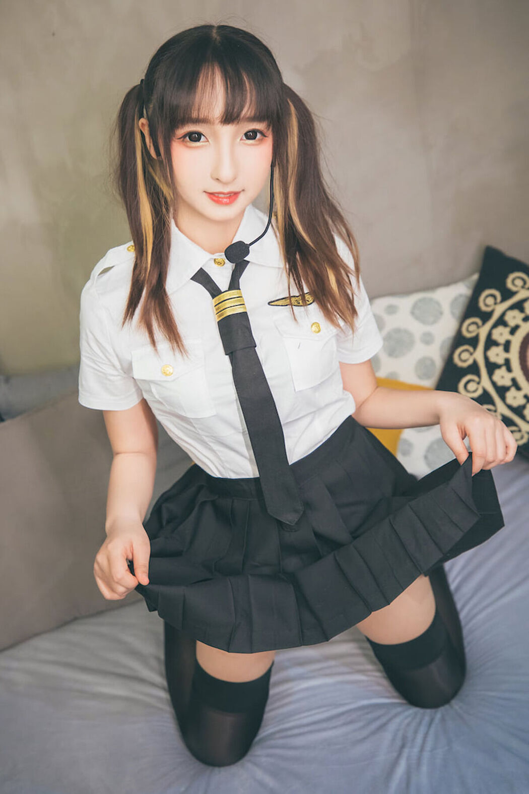 Coser@神楽坂真冬 Vol.081 绝对企画-黑丝皮衣 お帰りなさい、指揮官 Part3 Cover Photo