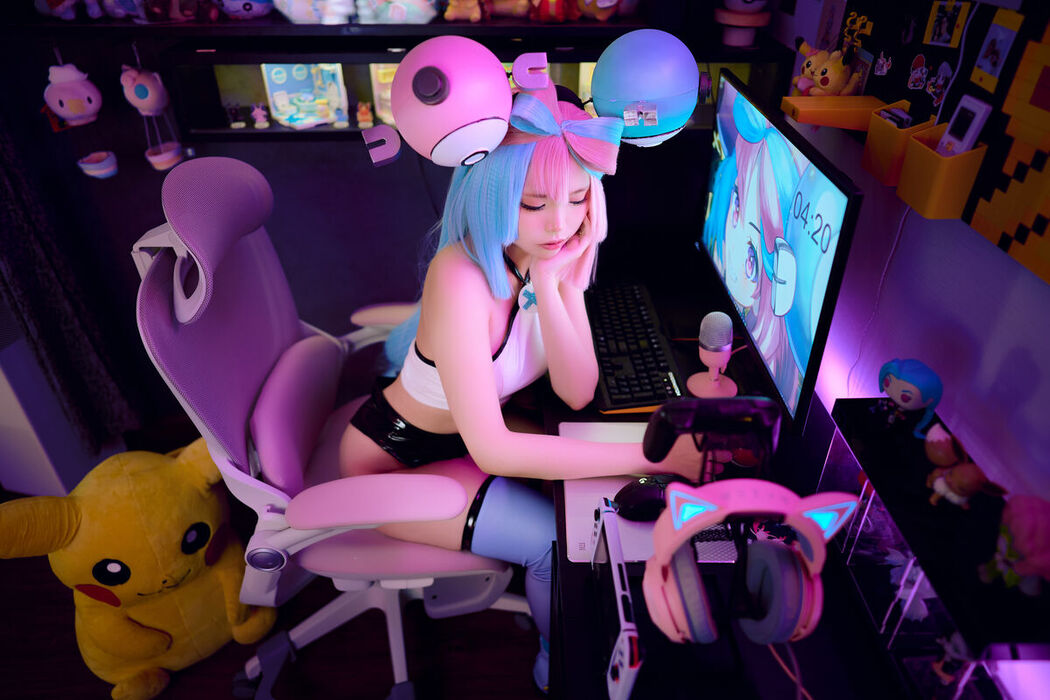 Coser@ZinieQ – Iono