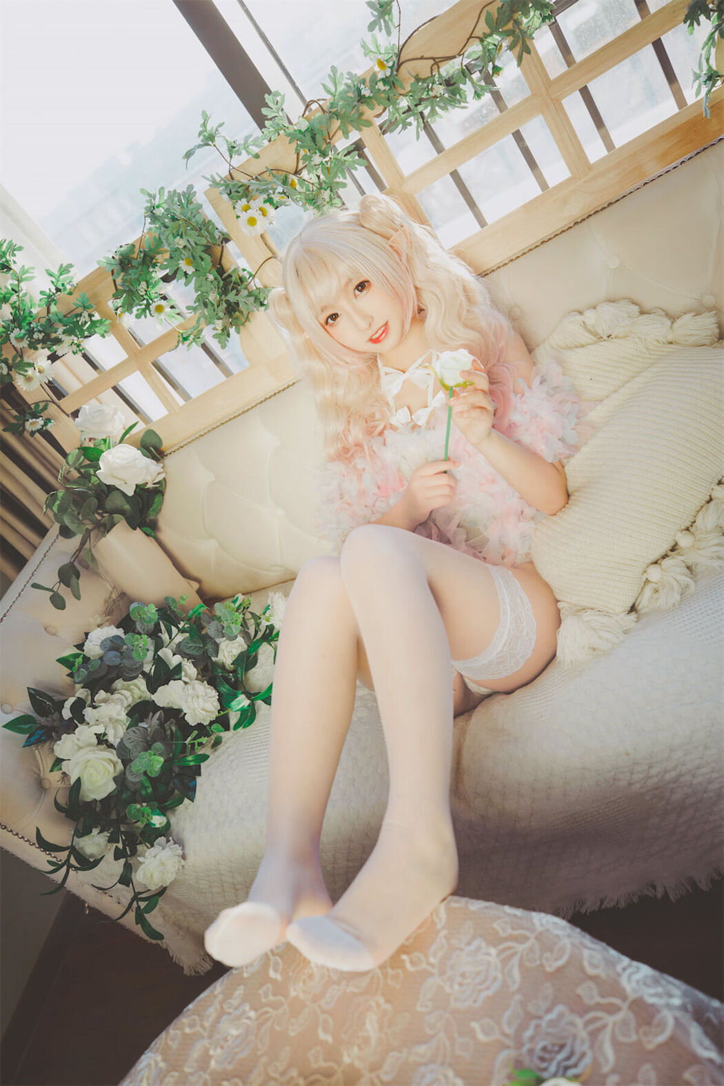 Coser@神楽坂真冬 Vol.082 绝对企画-黑白丝 柔らかい永遠 Part1