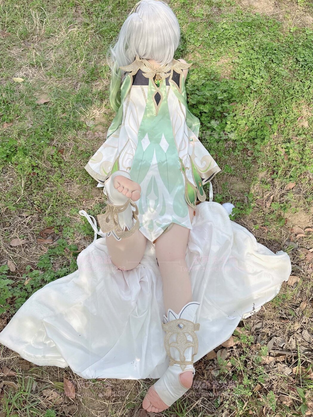 Coser@软萌兔兔酱 – COS草神纳西妲 水晶棒玩弄娇嫩菊花小骚穴 水嫩一线天白虎嫩B