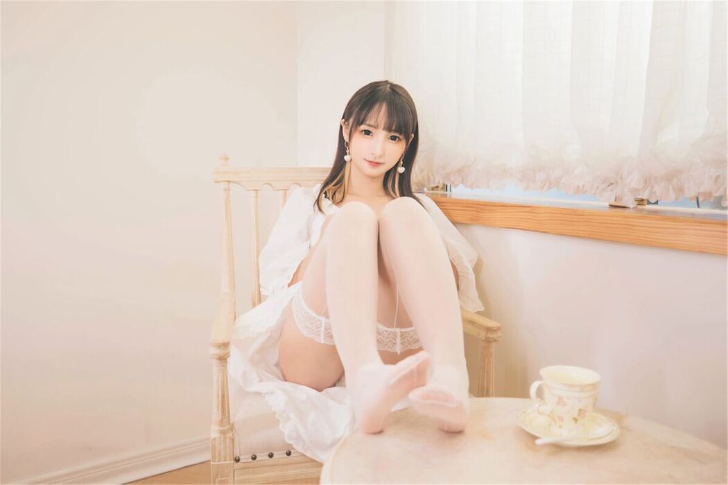Coser@神楽坂真冬 Vol.080 绝对企画-苦行修女 許しの日 Part2