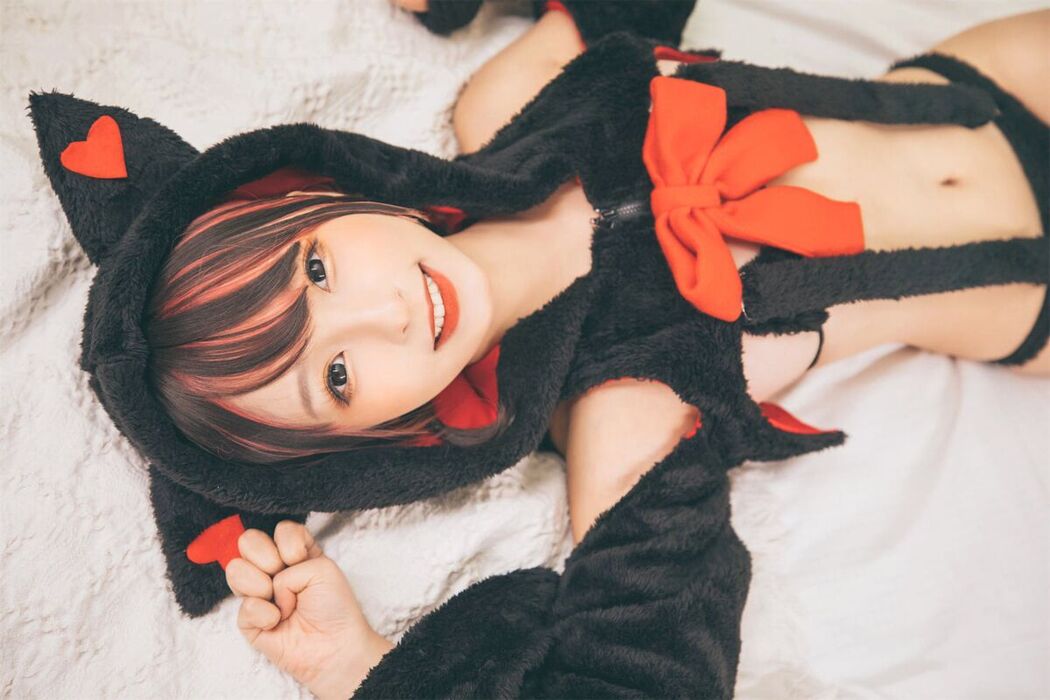 Coser@神楽坂真冬 Vol.077 绝对企画-白黑の猫 Part3
