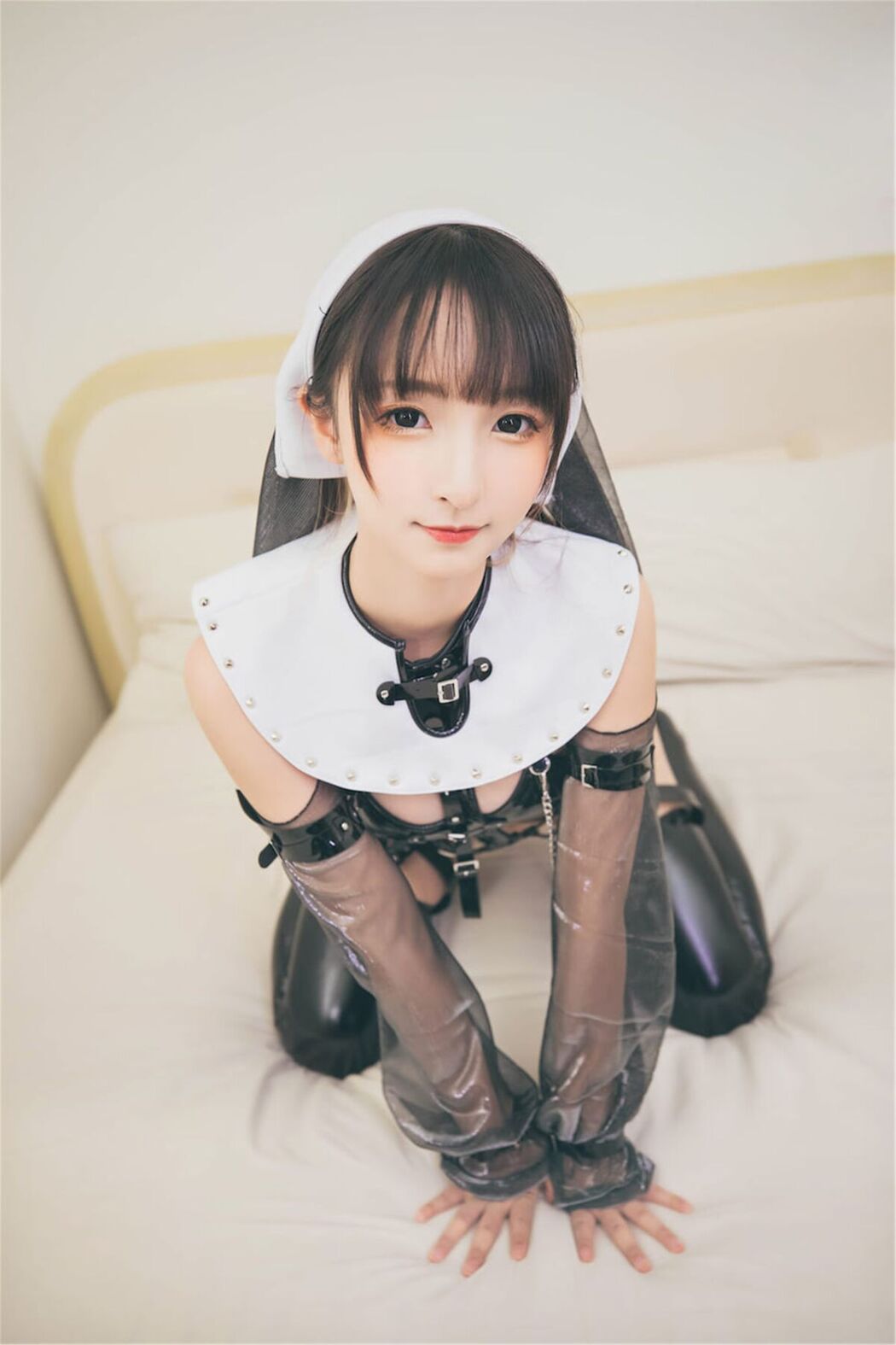 Coser@神楽坂真冬 Vol.080 绝对企画-苦行修女 許しの日 Part1