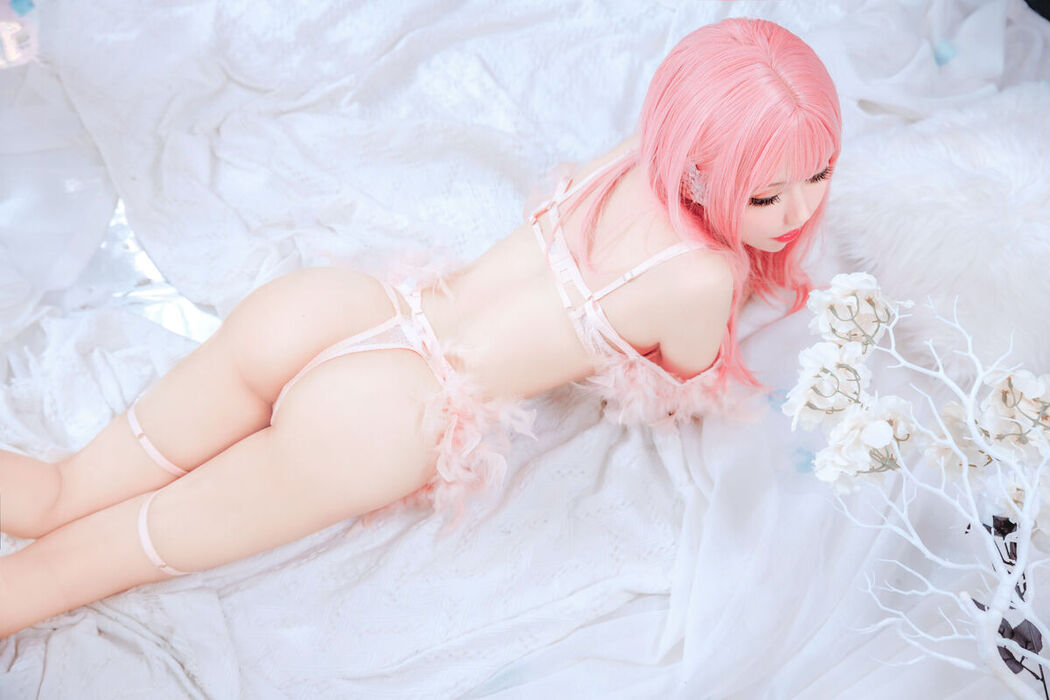 Coser@仙女月 &#8211; 粉色内衣