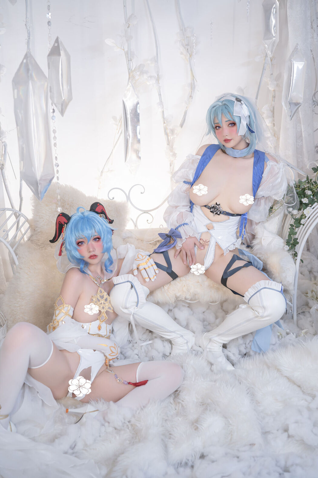 Coser@爆机少女喵小吉 Nekokoyoshi &#8211; 12月T3 双子 最强冰雪组合 Part2