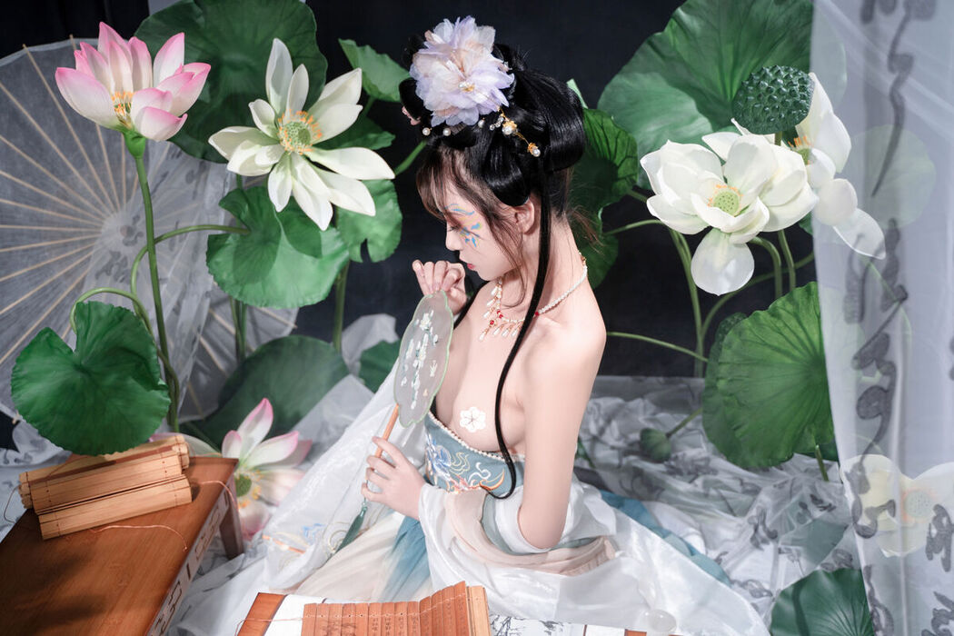 Coser@爆机少女喵小吉 Nekokoyoshi &#8211; 月华清