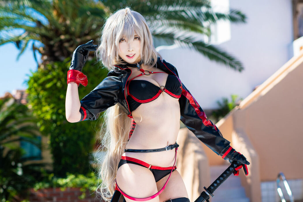 Coser@Reku Momoiro 桃色れく – ふたつの竜の魔女 Part1
