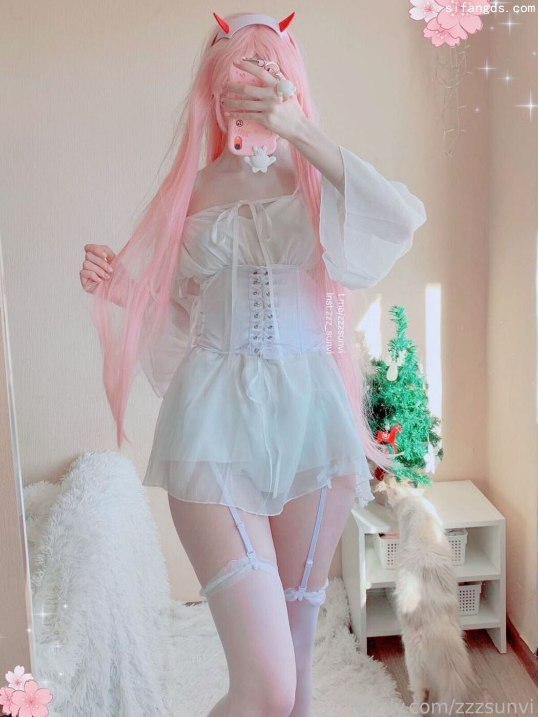 Coser@Zzzsunvi – 极品萝莉 上下粉嫩 极品美腿