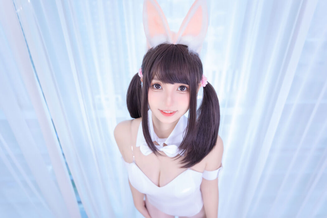 Coser@神楽坂真冬 Vol.089 绝对企画-兔女郎与钢管 バニーバブル Part1