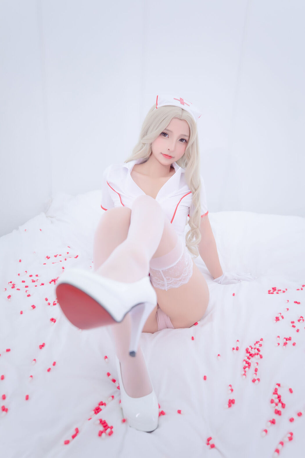 Coser@神楽坂真冬 Vol.084 绝对企画-白丝护士 心身バランス Part2