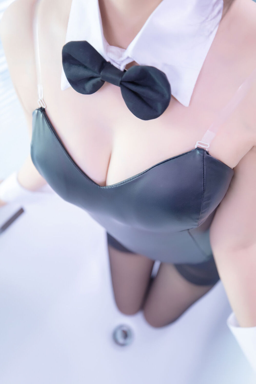 Coser@神楽坂真冬 Vol.089 绝对企画-兔女郎与钢管 バニーバブル Part2