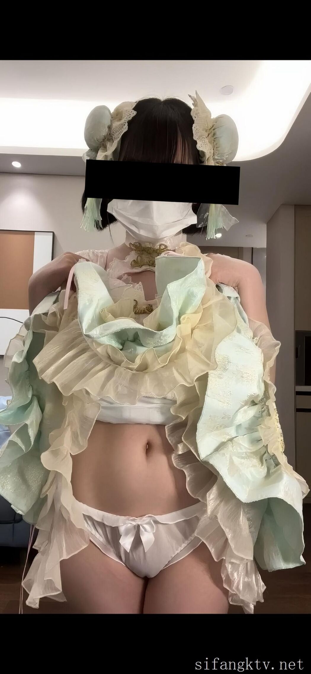 Coser@猫屋少女 – 像梨子一样清甜
